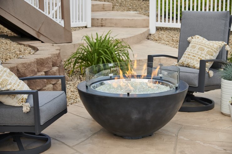 30" Black Cover Gas Fire Pit