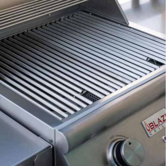 Blaze Electric Grill With Pedestal Cooking Grid