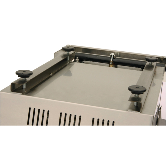 Adjustable feet on the bottom of hte Solaire AllAbout Single Burner Infrared Gas Grill