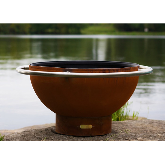Finished in iron oxide patina that will beautifully mature over time