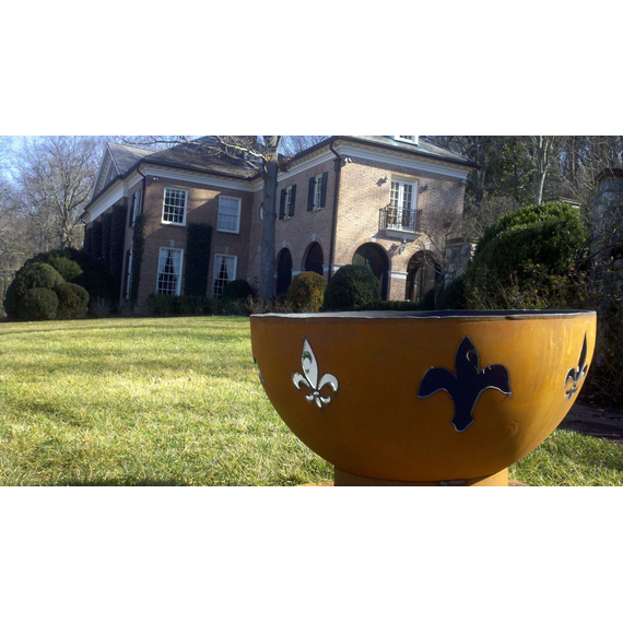 Fleur de Lis Fire Pit-5