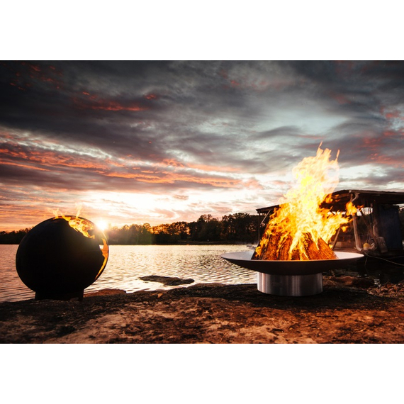 Bella Vita Fire Pit with Third Rock Fire Pit