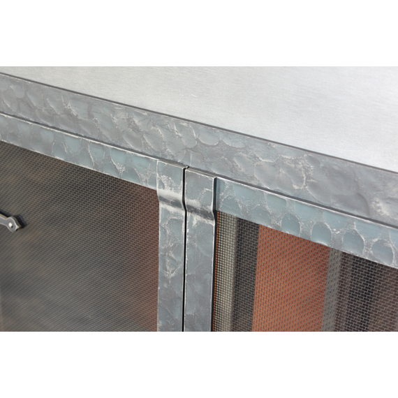 Forged Lapjoint in Clear Natural Center Bar Detail
